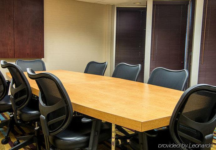 Chester Inn & Suites Sharonville Zewnętrze zdjęcie