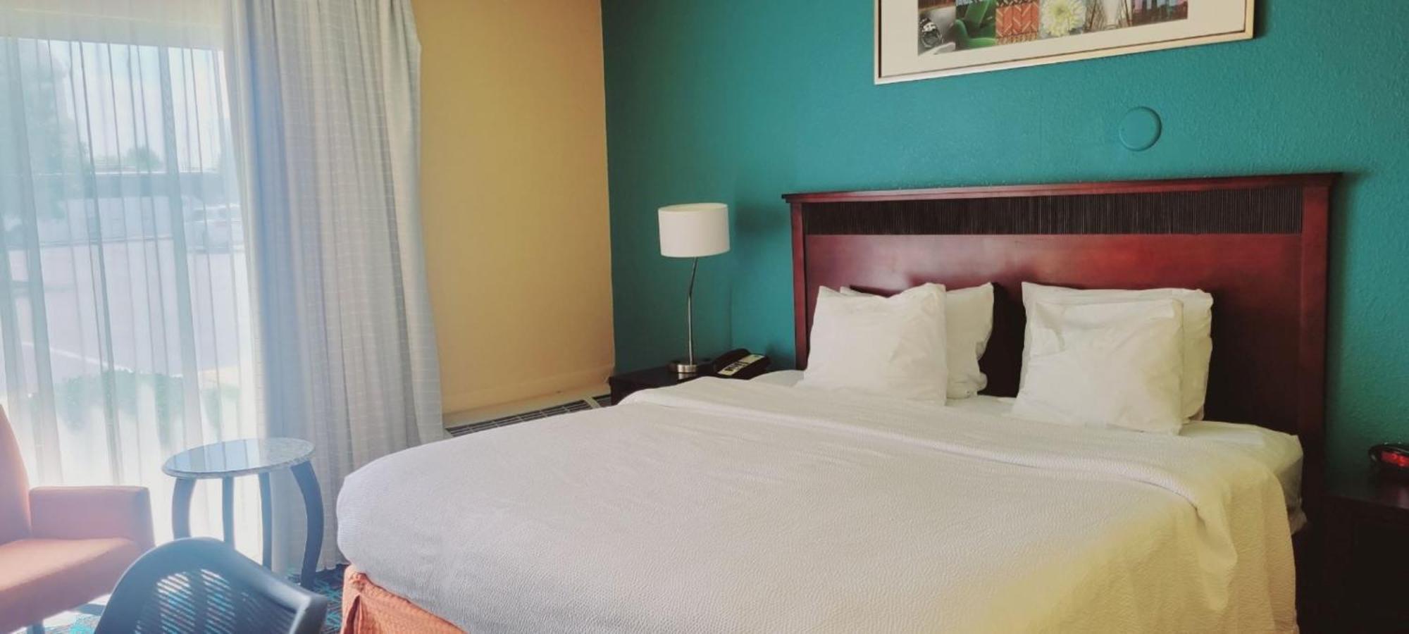 Chester Inn & Suites Sharonville Zewnętrze zdjęcie